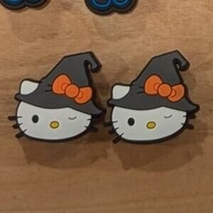 4 for $10! Mix n Match - Hello Kitty Witch Croc Jibbitz Charm Halloween Costume